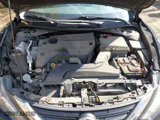 2017 Nissan Altima 2.5 SR with VIN 1N4AL3AP7HC236587, listed as a IAAI auction lot 41591452 with 101,429 mi miles. Bid and sale history available at carsss.com. Image 10.