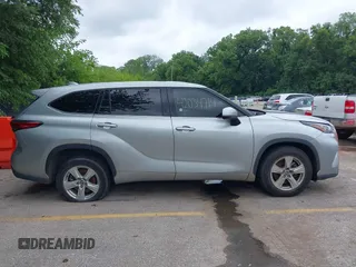 2020 Toyota Highlander LE with VIN 5TDZZRAH6LS027761, listed as a IAAI auction lot 42034714 with 90,546 mi miles and . Bid and sale history available at DreamBid. Image 13.