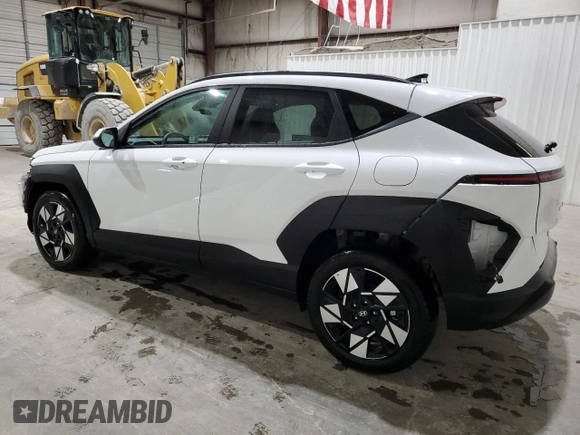 2025 Hyundai Kona SEL with VIN KM8HB3ABXSU235950, listed as a Copart auction lot 45015925 with 8,289 mi miles and Clean Title. Bid and sale history available at carsss.com. Image 2.