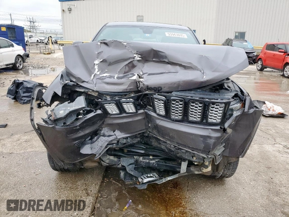 2019 Jeep Grand Cherokee Altitude z VIN 1C4RJEAG4KC811167, wystawiony jako Copart lot #55943695 z przebiegiem 131 090 mil mil oraz Szkoda całkowita • Salvage title. Historia ofert i sprzedaży dostępna na DreamBid. Obrazek 5.