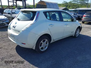 2012 Nissan LEAF SL with VIN JN1AZ0CP7CT024532, listed as a IAAI auction lot 41570127 with 1 mi miles. Bid and sale history available at carsss.com. Image 4.