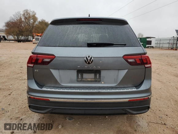 2022 Volkswagen Tiguan SE with VIN 3VV3B7AXXNM037090, listed as a Copart auction lot 84286314 with 54,432 mi miles and Salvage Title. Bid and sale history available at DreamBid. Image 6.