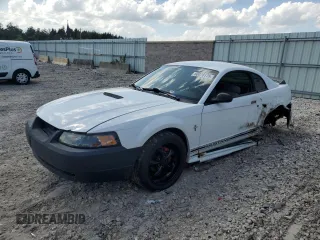 2000 Ford Mustang z VIN 1FAFP4044YF244233, wystawiony jako Copart lot #60026175 z przebiegiem Nie podano mil oraz Nie do naprawy • Non repairable. Historia ofert i sprzedaży dostępna na DreamBid. Obrazek 1.