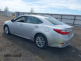 2013 Lexus ES 300h with VIN JTHBW1GG5D2012539, listed as a IAAI auction lot 41893892 with 47,999 mi miles and . Bid and sale history available at DreamBid. Image 3.