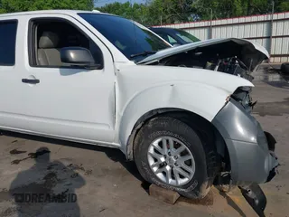 2015 Nissan Frontier Pro-4X with VIN 1N6AD0EV1FN717450, listed as a IAAI auction lot 41898172 with 141,739 mi miles and . Bid and sale history available at DreamBid. Image 18.