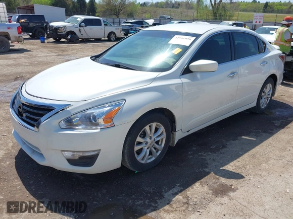 2014 Nissan Altima S with VIN 1N4AL3AP9EN227843, listed as a IAAI auction lot 41961956 with 131,376 mi miles and . Bid and sale history available at DreamBid. Image 17.