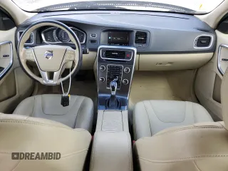 2016 Volvo V60 T5 Drive-E Premier with VIN YV140MEK0G1294887, listed as a Copart auction lot 82154443 with 85,710 mi miles. Bid and sale history available at carsss.com. Image 8.