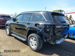 2023 Jeep Grand Cherokee Laredo with VIN 1C4RJHAG7PC600196, listed as a IAAI auction lot 41695837 with 19,110 mi miles and . Bid and sale history available at DreamBid. Image 3.