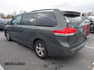 2012 Toyota Sienna LE AAS with VIN 5TDKK3DC5CS253020, listed as a IAAI auction lot 40900034 with 208,421 mi miles. Bid and sale history available at carsss.com. Image 3.
