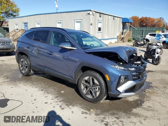 2025 Hyundai Tucson SEL Convenience with VIN 5NMJCCDE1SH461200, listed as a Copart auction lot 77150384 with 914 mi miles and Salvage Title. Bid and sale history available at carsss.com. Image 4.