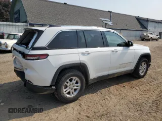 2022 Jeep Grand Cherokee Laredo with VIN 1C4RJHAG7N8614129, listed as a Copart auction lot 60320445 with 19,201 mi miles and Salvage title. Bid and sale history available at DreamBid. Image 3.