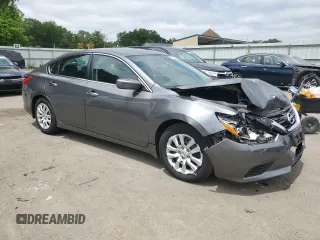 2017 Nissan Altima S with VIN 1N4AL3AP4HC473649, listed as a Copart auction lot 61496335 with 47,575 mi miles and Salvage title. Bid and sale history available at DreamBid. Image 4.