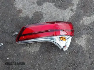 2019 Toyota Sienna XLE Auto Access Seat с VIN 5TDYZ3DC4KS994036, выставлен на аукционе IAAI как лот 41202859 с пробегом 163 605 миль миль и . История ставок и продаж доступна на DreamBid. Изображение 12.