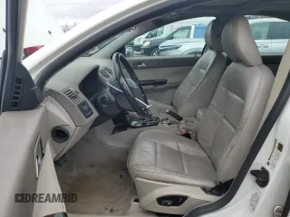 2005 Volvo S40 z VIN YV1MS390652070964, wystawiony jako Copart lot #79863784 z przebiegiem 171 753 mil mil oraz Szkoda całkowita • Salvage title. Historia ofert i sprzedaży dostępna na DreamBid. Obrazek 7.