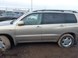 2004 Toyota Highlander with VIN JTEEP21AX40055853, listed as a IAAI auction lot 41640471 with 186,409 mi miles. Bid and sale history available at carsss.com. Image 14.