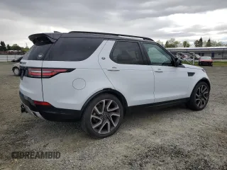 2017 Land Rover Discovery HSE Luxury with VIN SALRHBBV5HA039055, listed as a Copart auction lot 50830745 with 66,990 mi miles and Salvage Title. Bid and sale history available at DreamBid. Image 3.