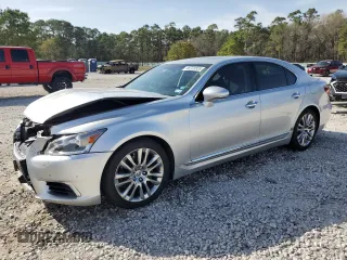 2014 Lexus LS 460 z VIN JTHBL5EF9E5127817, wystawiony jako Copart lot #48773555 z przebiegiem 71 670 mil mil oraz Czysty tytuł • Clean title. Historia ofert i sprzedaży dostępna na DreamBid. Obrazek 1.