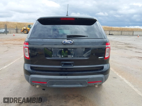 2013 Ford Police Interceptor Utility z VIN 1FM5K8AR6DGC72895, wystawiony jako IAAI lot #42239370 z przebiegiem 210 128 mil mil oraz . Historia ofert i sprzedaży dostępna na DreamBid. Obrazek 16.