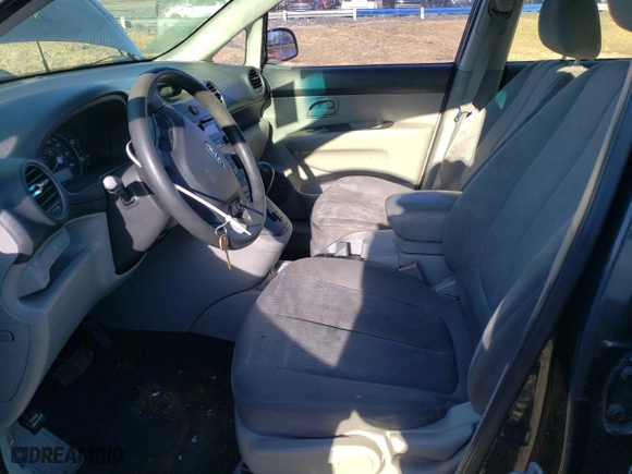 2008 Kia Rondo LX with VIN KNAFG526387124624, listed as a Copart auction lot 84385854 with NaN miles and Salvage Title. Bid and sale history available at carsss.com. Image 7.