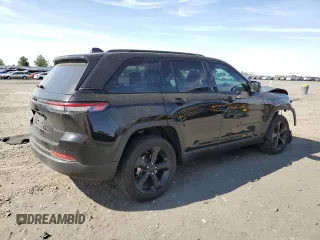 2024 Jeep Grand Cherokee Altitude with VIN 1C4RJHAG3R8939561, listed as a Copart auction lot 56419615 with 9,383 mi miles and Salvage title. Bid and sale history available at DreamBid. Image 3.