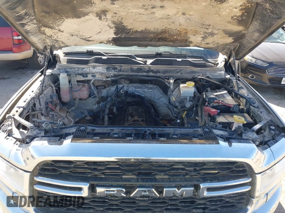 2019 Ram 2500 Tradesman with VIN 3C6UR5HJ5KG568168, listed as a IAAI auction lot 41467083 with 139,763 mi miles and . Bid and sale history available at DreamBid. Image 9.