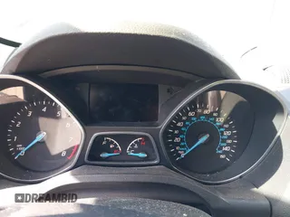 2013 Ford Escape SEL с VIN 1FMCU9HX4DUC34174, выставлен на аукционе IAAI как лот 41781517 с пробегом Не указан миль и . История ставок и продаж доступна на DreamBid. Изображение 15.