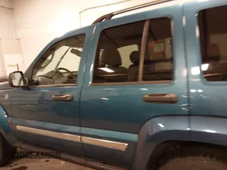 2006 Jeep Liberty Limited with VIN 1J4GL58K76W196950, listed as a IAAI auction lot 41467927 with 125,649 mi miles. Bid and sale history available at carsss.com. Image 14.