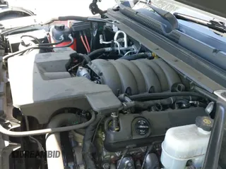 2019 Chevrolet Suburban Premier с VIN 1GNSKJKJ6KR270855, выставлен на аукционе IAAI как лот 42345361 с пробегом 71 705 миль миль и . История ставок и продаж доступна на DreamBid. Изображение 23.
