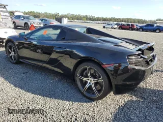 2015 McLaren 650S z VIN SBM11FAA3FW004388, wystawiony jako Copart lot #74802864 z przebiegiem Nie podano mil oraz Szkody całkowita. Historia ofert i sprzedaży dostępna na DreamBid. Obrazek 2.