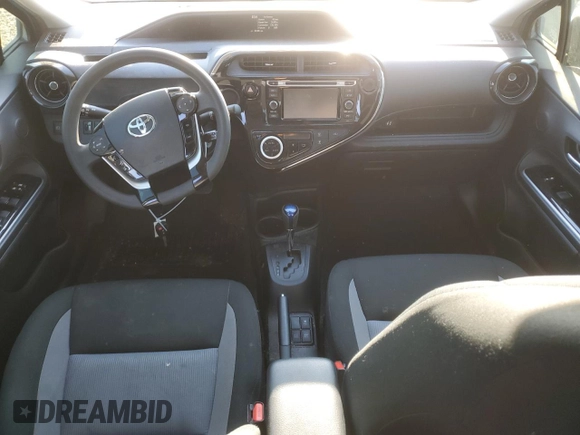 2019 Toyota Prius L z VIN JTDKDTB31K1623355, wystawiony jako Copart lot #70563994 z przebiegiem 23 447 mil mil oraz Szkoda całkowita • Salvage title. Historia ofert i sprzedaży dostępna na DreamBid. Obrazek 8.