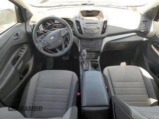 2017 Ford Escape S z VIN 1FMCU0F73HUD06275, wystawiony jako Copart lot #62875465 z przebiegiem 56 780 mil mil oraz Szkoda całkowita • Salvage title. Historia ofert i sprzedaży dostępna na DreamBid. Obrazek 8.