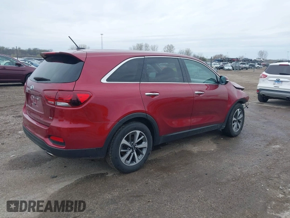 2020 Kia Sorento LX V6 with VIN 5XYPG4A52LG669865, listed as a IAAI auction lot 41897963 with 83,483 mi miles. Bid and sale history available at carsss.com. Image 4.