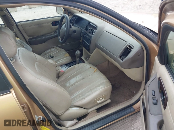 1998 Toyota Avalon XL with VIN 4T1BF18B0WU265372, listed as a IAAI auction lot 41620179 with Not Provided miles and . Bid and sale history available at DreamBid. Image 5.