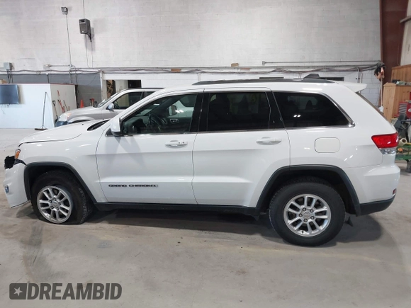 2019 Jeep Grand Cherokee Upland with VIN 1C4RJFAG5KC834317, listed as a IAAI auction lot 42079616 with 42,452 mi miles and . Bid and sale history available at DreamBid. Image 14.