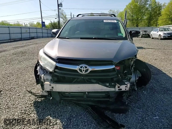 2016 Toyota Highlander LE z VIN 5TDBKRFH0GS312766, wystawiony jako Copart lot #54972915 z przebiegiem 86 922 mil mil oraz Szkoda całkowita • Salvage title. Historia ofert i sprzedaży dostępna na DreamBid. Obrazek 14.