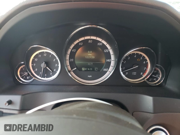 2010 Mercedes-Benz E-Class E 550 with VIN WDDKJ7CB1AF028373, listed as a Copart auction lot 71575134 with 122,720 mi miles and Salvage Title. Bid and sale history available at carsss.com. Image 9.
