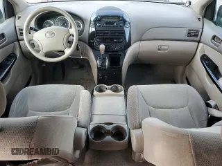 2004 Toyota Sienna CE with VIN 5TDZA23CX4S018644, listed as a Copart auction lot 77444934 with 201,983 mi miles and Salvage Title. Bid and sale history available at DreamBid. Image 8.