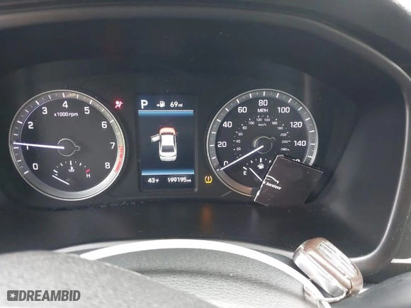 2019 Hyundai Sonata Sport with VIN 5NPE34AF3KH766494, listed as a IAAI auction lot 41677608 with 199,195 mi miles. Bid and sale history available at carsss.com. Image 7.