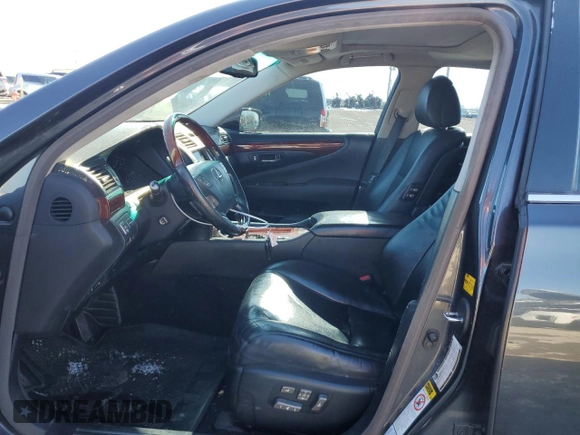 2007 Lexus LS 460 with VIN JTHBL46F475000890, listed as a Copart auction lot 41692525 with 200,605 mi miles and Salvage Title. Bid and sale history available at carsss.com. Image 7.