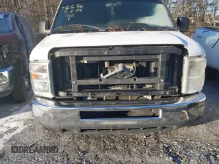 2013 Ford Econoline Passenger XL с VIN 1FBSS3BL2DDA76608, выставлен на аукционе IAAI как лот 41393919 с пробегом Не указан миль и . История ставок и продаж доступна на DreamBid. Изображение 6.