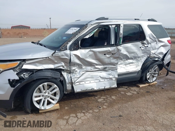 2014 Ford Explorer XLT with VIN 1FM5K7D88EGC12034, listed as a IAAI auction lot 41547902 with 122,082 mi miles and . Bid and sale history available at DreamBid. Image 6.