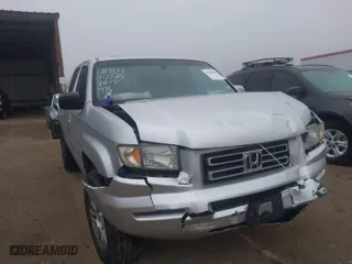 2006 Honda Ridgeline RTL with VIN 2HJYK16526H531190, listed as a IAAI auction lot 41450393 with 146,646 mi miles. Bid and sale history available at carsss.com. Image 1.