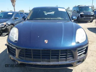 2016 Porsche Macan S with VIN WP1AB2A57GLB45998, listed as a IAAI auction lot 42625580 with 48,439 mi miles and . Bid and sale history available at DreamBid. Image 12.