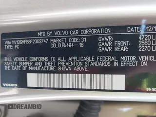 2015 Volvo S60 T5 Drive-E Premier z VIN YV126MFB8F2302747, wystawiony jako IAAI lot #42247878 z przebiegiem 95 591 mil mil oraz . Historia ofert i sprzedaży dostępna na DreamBid. Obrazek 9.