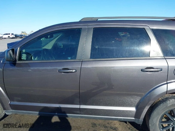 2020 Dodge Journey SE Value with VIN 3C4PDCAB8LT274817, listed as a IAAI auction lot 41410077 with 51,342 mi miles. Bid and sale history available at carsss.com. Image 15.