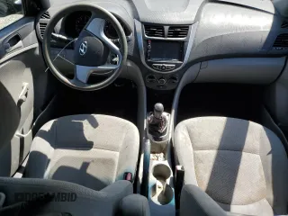 2012 Hyundai Accent GLS z VIN KMHCT4AE0CU253740, wystawiony jako Copart lot #59321665 z przebiegiem 167 711 mil mil oraz Czysty tytuł • Clean title. Historia ofert i sprzedaży dostępna na DreamBid. Obrazek 8.