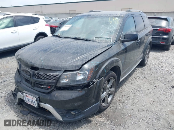 2017 Dodge Journey Crossroad Plus z VIN 3C4PDCGG9HT576434, wystawiony jako IAAI lot #42561944 z przebiegiem 118 666 mil mil oraz . Historia ofert i sprzedaży dostępna na DreamBid. Obrazek 19.