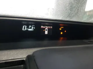 2015 Toyota Prius One with VIN JTDKDTB31F1584613, listed as a Copart auction lot 49470145 with 277,870 mi miles and Clean Title. Bid and sale history available at carsss.com. Image 9.