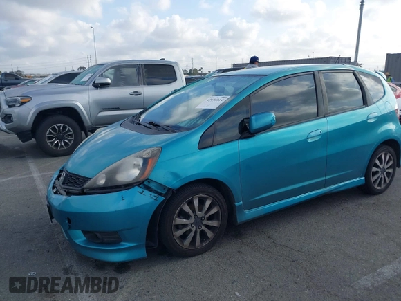 2012 Honda Fit Sport with VIN JHMGE8H57CC005728, listed as a IAAI auction lot 42138114 with 176,399 mi miles and . Bid and sale history available at DreamBid. Image 2.