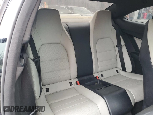 2012 Mercedes-Benz C 250 с VIN WDDGJ4HB3CF913531, выставлен на аукционе Copart как лот 60371295 с пробегом 155 451 миль миль и Чистый • Clean title. История ставок и продаж доступна на DreamBid. Изображение 10.